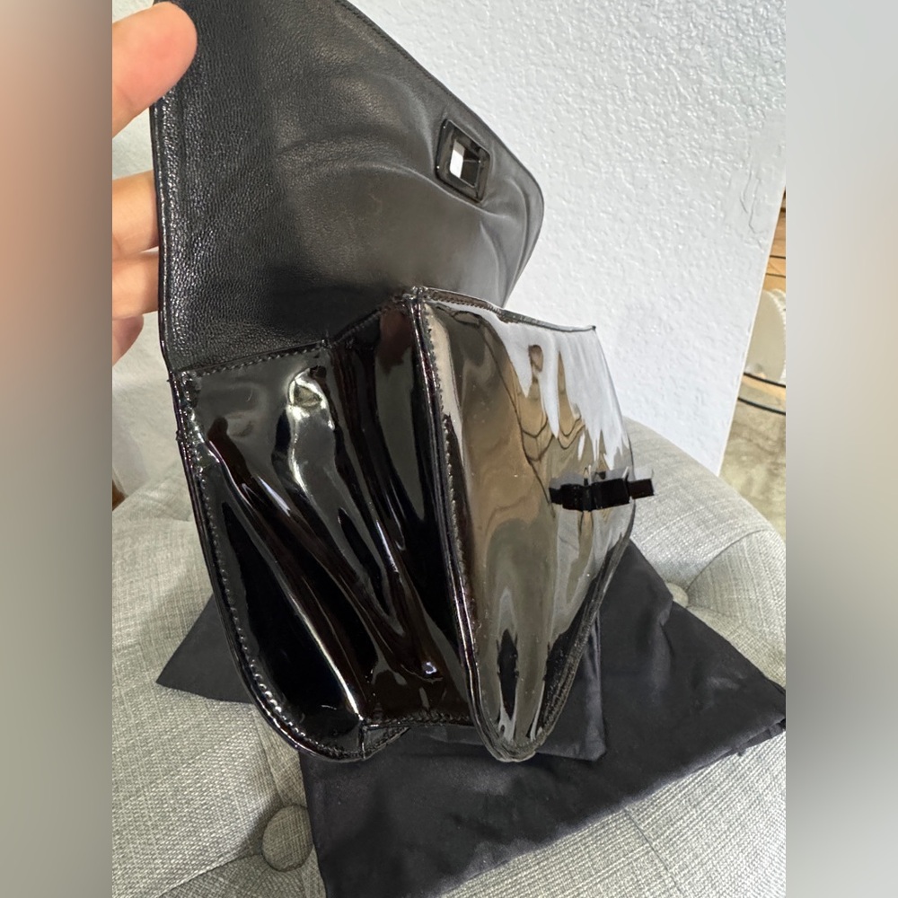 Prada pouch clutch patent leather Turlock bag - Picture 14 of 17